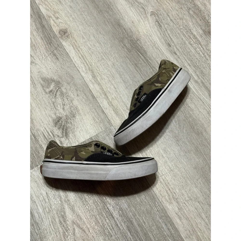 Vans Camo Sneakers Slip On Skate Shoes Black Casual Kids Size 10.5‎